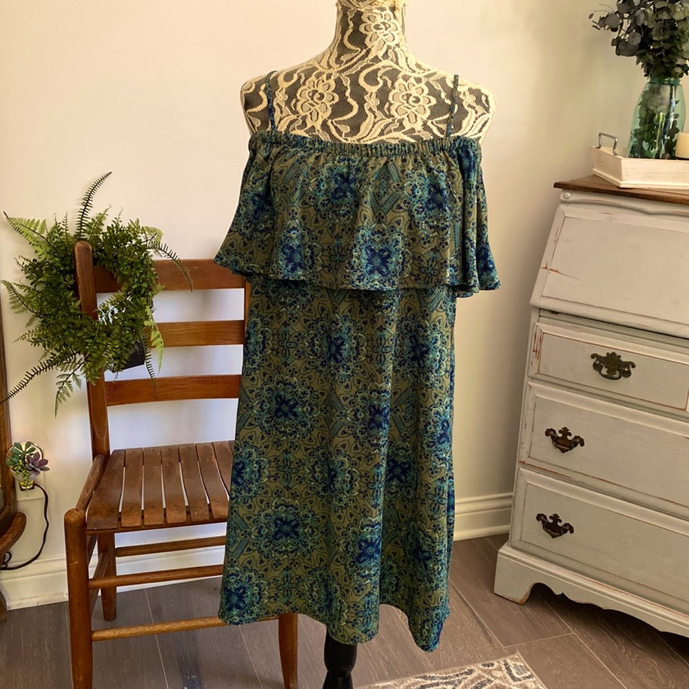 Massini Stacy London Off-Shoulder Floral Dress